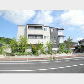 高田駅より徒歩55分 2階 築4年8ヶ月の賃貸物件