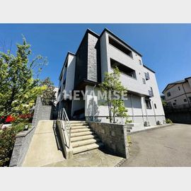 道ノ尾駅より徒歩38分 3階 築3年10ヶ月の賃貸物件