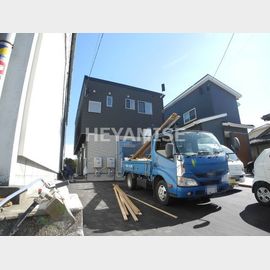 幸駅より徒歩15分 2階 築2年10ヶ月の賃貸物件