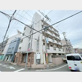 十三駅より徒歩10分 1階 築36年8ヶ月の賃貸物件