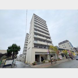 三国駅より徒歩2分 築9年 11階建の賃貸物件