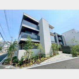 上新庄駅より徒歩3分 築1年 3階建の賃貸物件