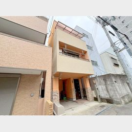 十三駅より徒歩5分 築18年10ヶ月 3階建の賃貸物件