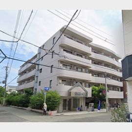 十三駅より徒歩11分 1階 築37年の賃貸物件