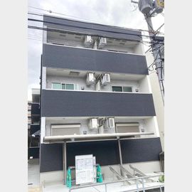 上新庄駅より徒歩6分 築3年6ヶ月 3階建の賃貸物件