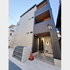 武庫川駅より徒歩5分 新築 3階建の賃貸物件