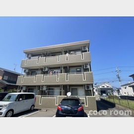 西焼津駅より徒歩35分 築18年4ヶ月 3階建の賃貸物件