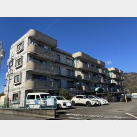 焼津駅より徒歩20分 4階 築26年の賃貸物件