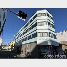 アヴェニュー 3階 築26年の賃貸物件