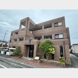 グランディール 3階 築20年の賃貸物件