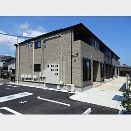 西焼津駅より徒歩10分 1階 築2年10ヶ月の賃貸物件