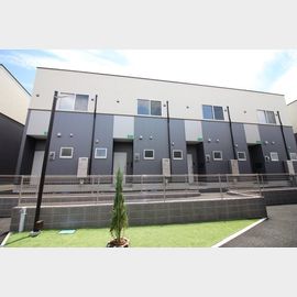 荒木駅より徒歩24分 築3年10ヶ月 2階建の賃貸物件