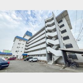 西鉄久留米駅より徒歩14分 4階 築48年4ヶ月の賃貸物件