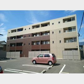 久留米駅より徒歩12分 1階 築8年11ヶ月の賃貸物件