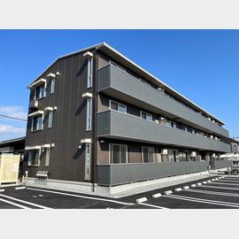 田代駅より徒歩11分 築2年 3階建の賃貸物件