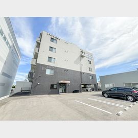 久留米大学前駅より徒歩20分 築2年11ヶ月 5階建の賃貸物件