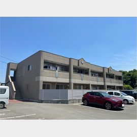 基山駅より徒歩10分 築11年10ヶ月 2階建の賃貸物件