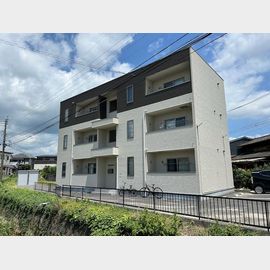 田代駅より徒歩8分 3階 築4年8ヶ月の賃貸物件