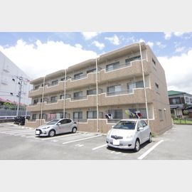 田代駅より徒歩16分 築19年3ヶ月 3階建の賃貸物件