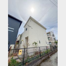 聖マリア病院前駅より徒歩5分 築9年9ヶ月 2階建の賃貸物件