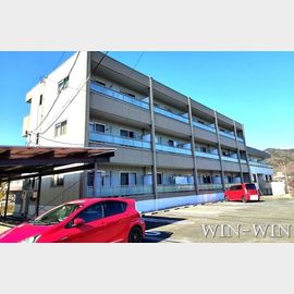 二川駅より徒歩16分 築21年9ヶ月 3階建の賃貸物件