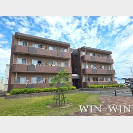 下地駅より徒歩28分 築15年3ヶ月 3階建の賃貸物件