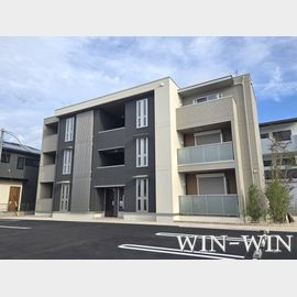 豊橋駅より徒歩22分 新築 3階建の賃貸物件