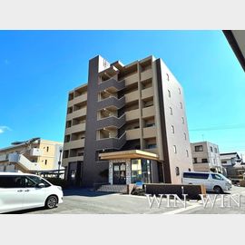 グランドゥール 3階 築23年の賃貸物件