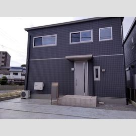 豊橋駅より徒歩14分 築3年10ヶ月 2階建の賃貸物件