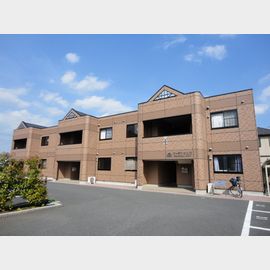 ガーデンヒルズナカヤマ参番館の賃貸物件