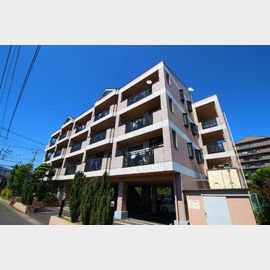 新田駅より徒歩8分 4階 築31年の賃貸物件