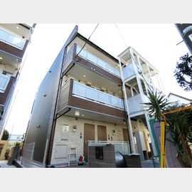 新田駅より徒歩13分 1階 築8年1ヶ月の賃貸物件