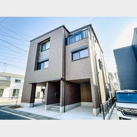 浦和美園駅より徒歩17分 新築 3階建の賃貸物件