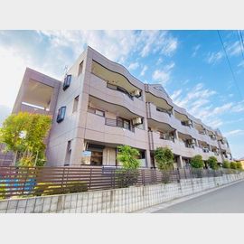 戸塚安行駅より徒歩14分 築20年7ヶ月 3階建の賃貸物件
