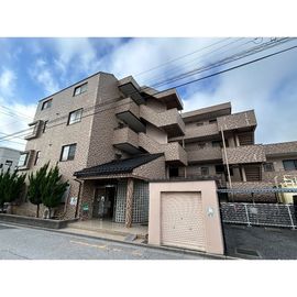 川口元郷駅よりバス5分 4階 築33年8ヶ月の賃貸物件
