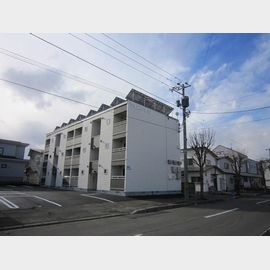帯広駅より徒歩16分 築11年1ヶ月 3階建の賃貸物件
