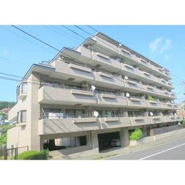 長津田駅より徒歩7分 1階 築38年2ヶ月の賃貸物件