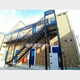 岸根公園駅より徒歩10分 1階 築4年10ヶ月の賃貸物件