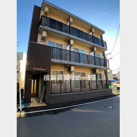 中山駅より徒歩2分 1階 築17年4ヶ月の賃貸物件