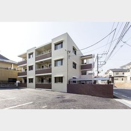 フクルーエ平成高田 3階 築12年6ヶ月の賃貸物件