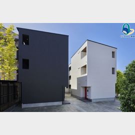 新守山駅より徒歩10分 築4年9ヶ月 3階建の賃貸物件