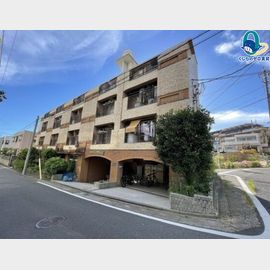 サンパレス覚王山２ 3階 築42年の賃貸物件