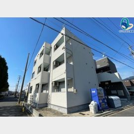 高畑駅より徒歩12分 3階 築8年の賃貸物件