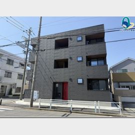 中島駅より徒歩8分 1階 新築の賃貸物件
