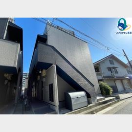 瓢箪山駅より徒歩3分 築7年11ヶ月 2階建の賃貸物件