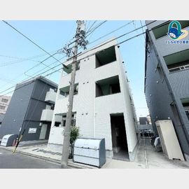 栄生駅より徒歩6分 築8年 3階建の賃貸物件