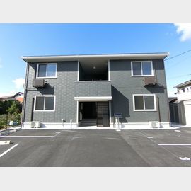 倉吉駅より徒歩13分 2階 築2年11ヶ月の賃貸物件