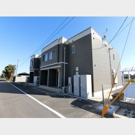由良駅より徒歩23分 築6年10ヶ月 2階建の賃貸物件