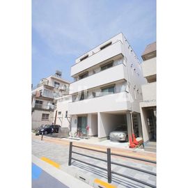 池袋駅より徒歩10分 3階 築7年10ヶ月の賃貸物件