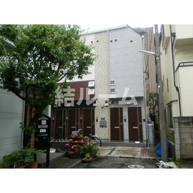 大久保駅より徒歩5分 1階 築9年の賃貸物件